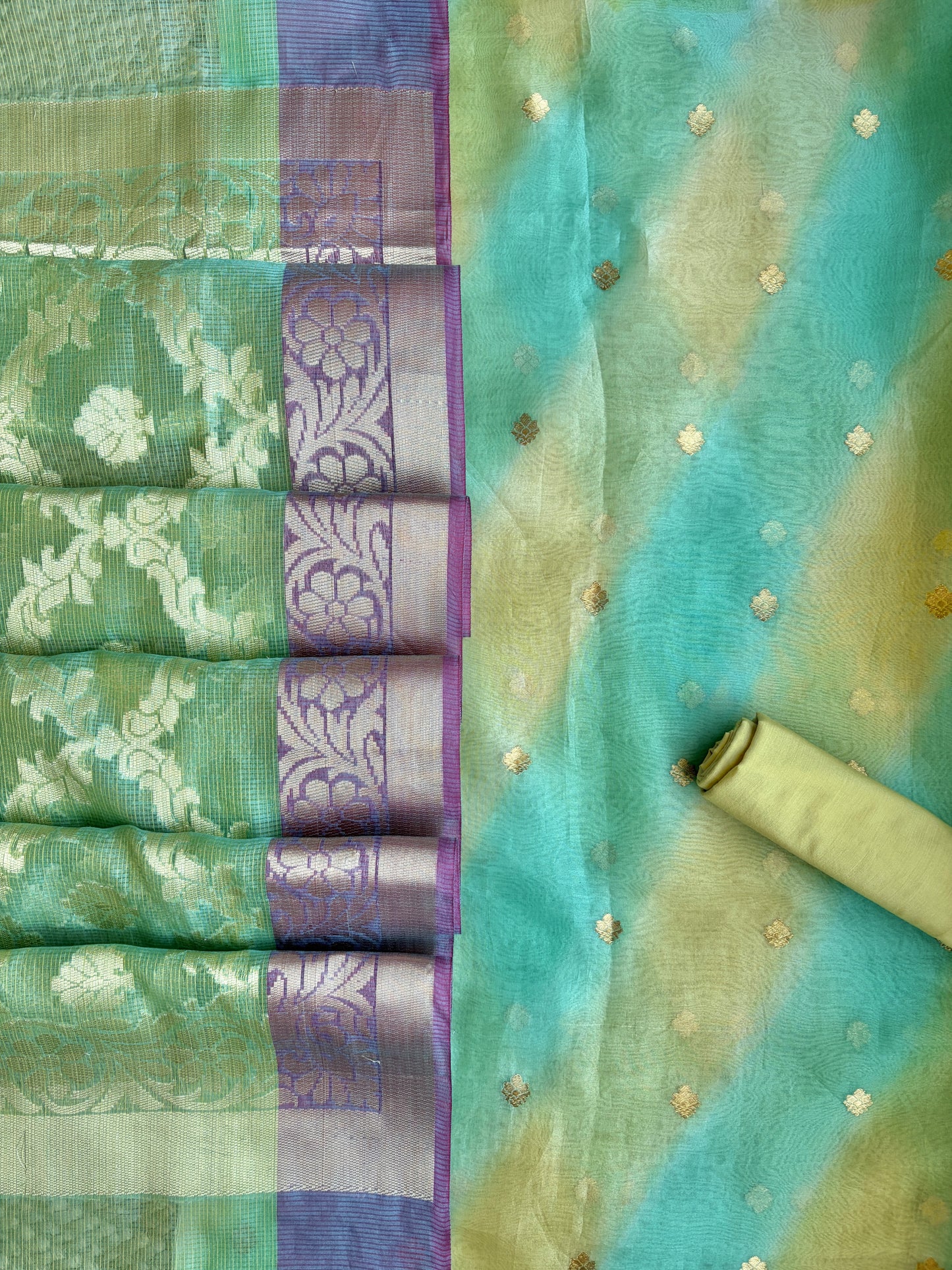 Handloom Kora Rangkat Set