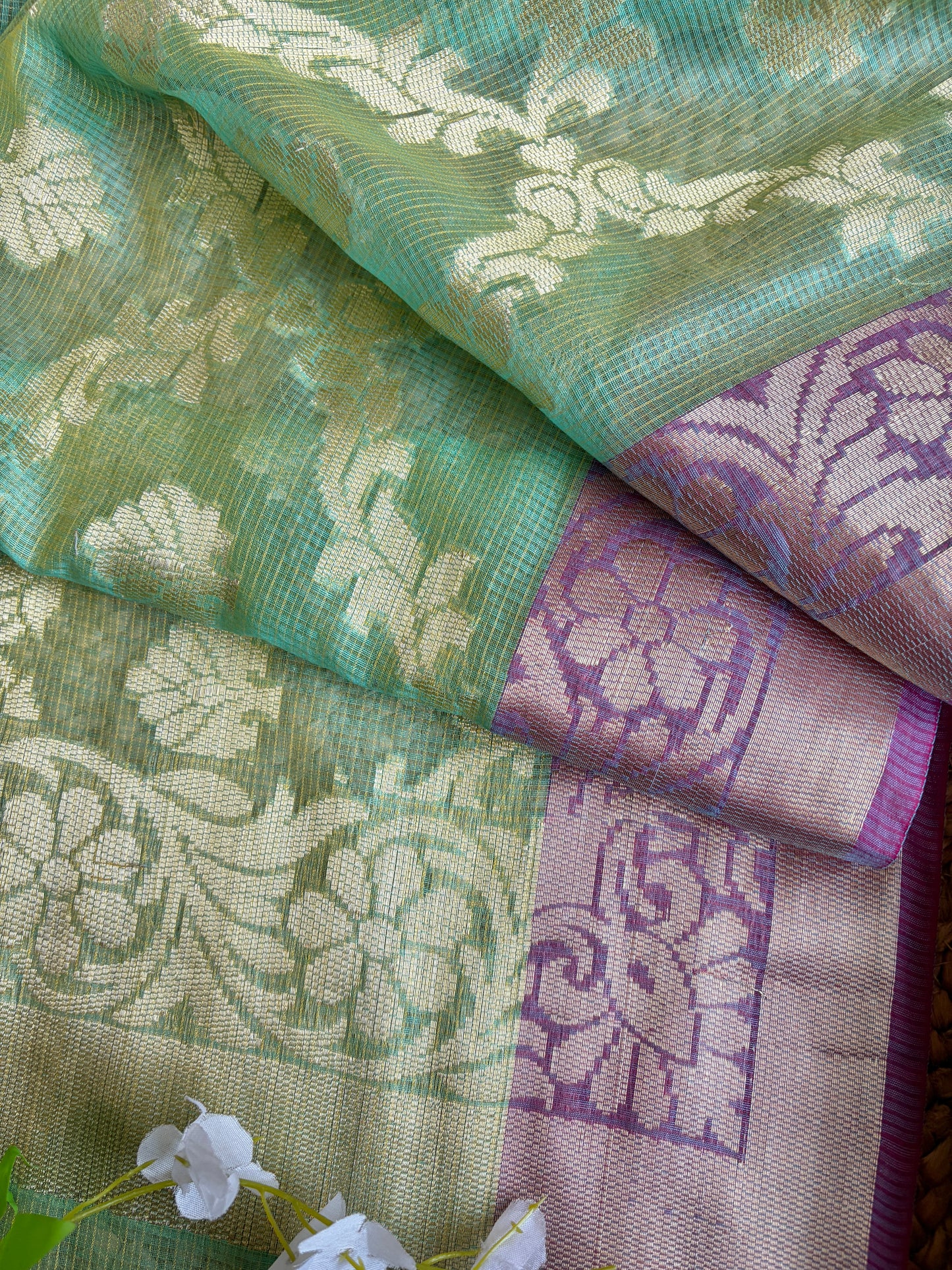 Handloom Kora Rangkat Set
