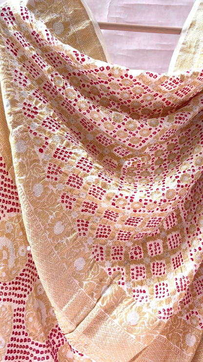 Georgette Sona Rupa Jaal Red Rai Dana White Bandhej Dupatta