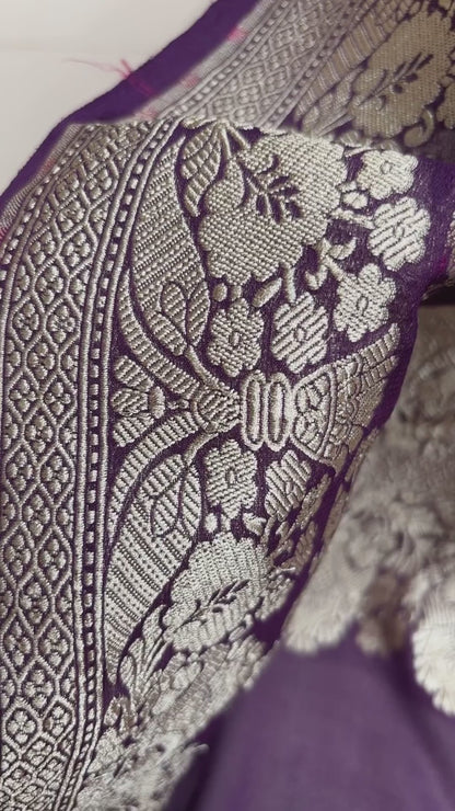 Khaddi Shikargah Purple Dupatta