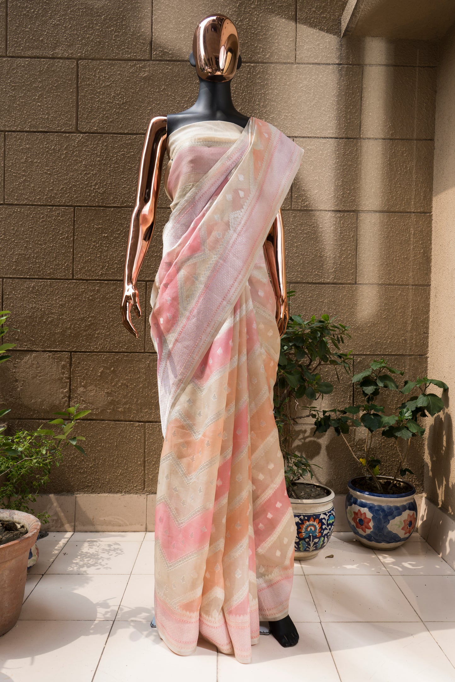 Kora Rangkat Saree