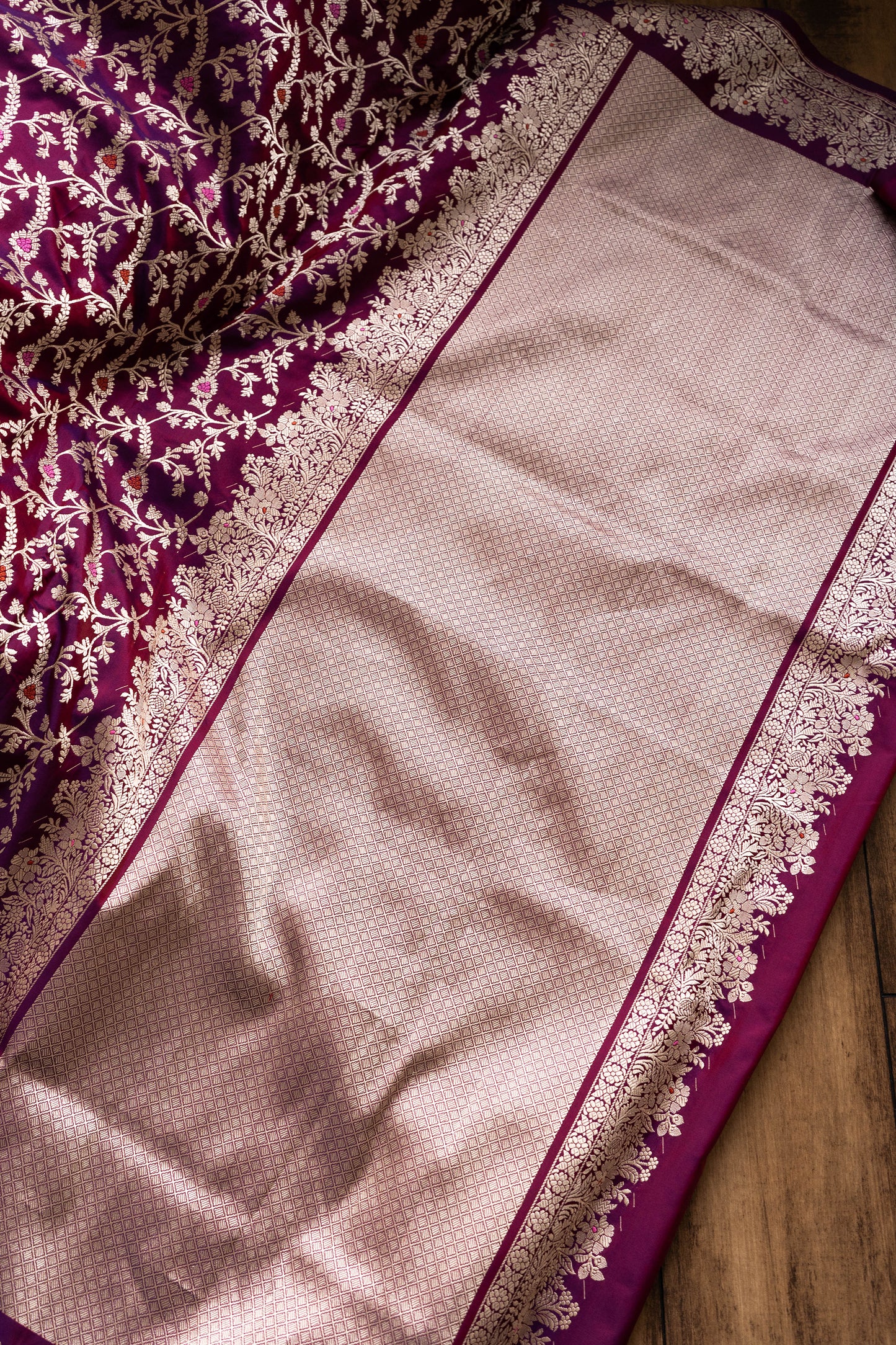 Katan Kadhua Meenakari Jangla Saree – Dhoop Chaav Purple