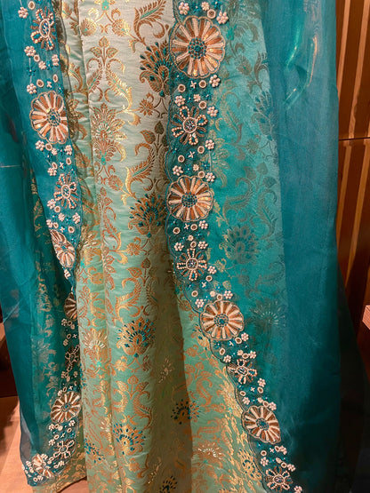 Embroidered Set with Jacket