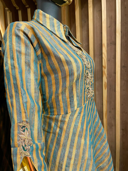 Kota Lining Gown