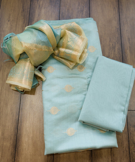 Chiniya Silk Booti Rangkat Set