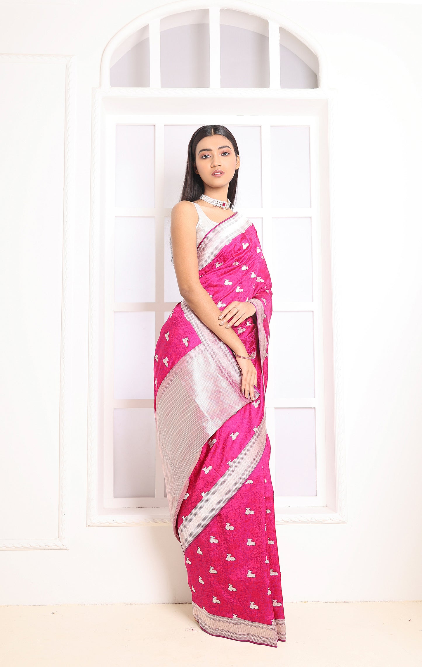 Shikargah Resham Zari Saree (Jamni)