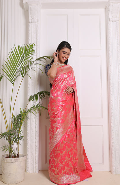 Light pink Banarasi beauty featuring subtle patterns and classic craftsmanship.