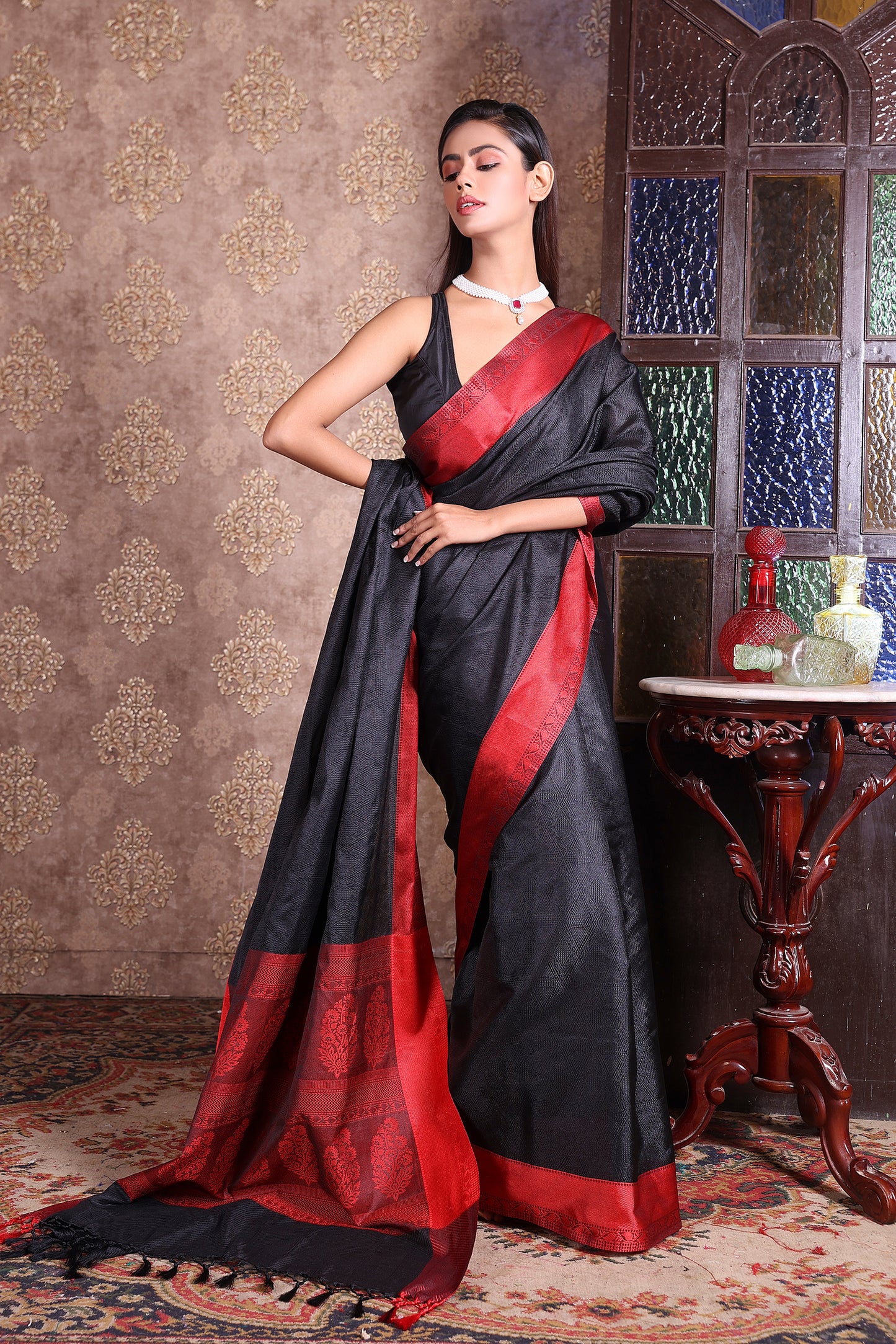 Soft Silk Weaving Saree (Black-Red)