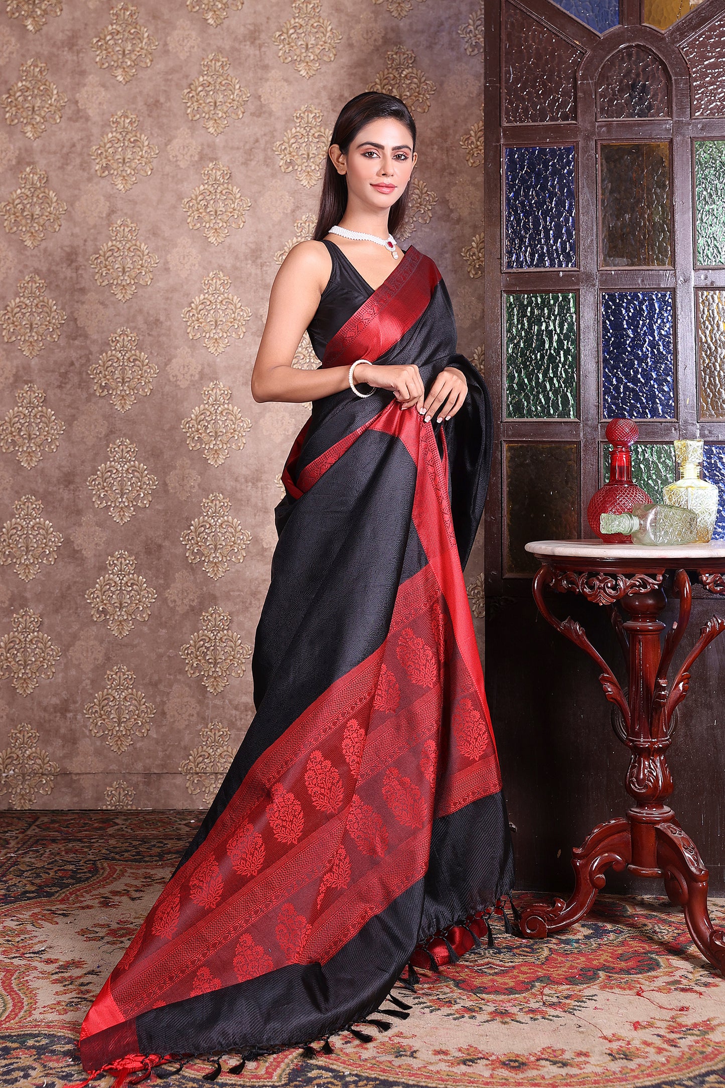Soft Silk Weaving Saree (Black-Red)